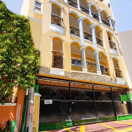 Hotel Oyo 831 Casa Maria Manila Exterior foto
