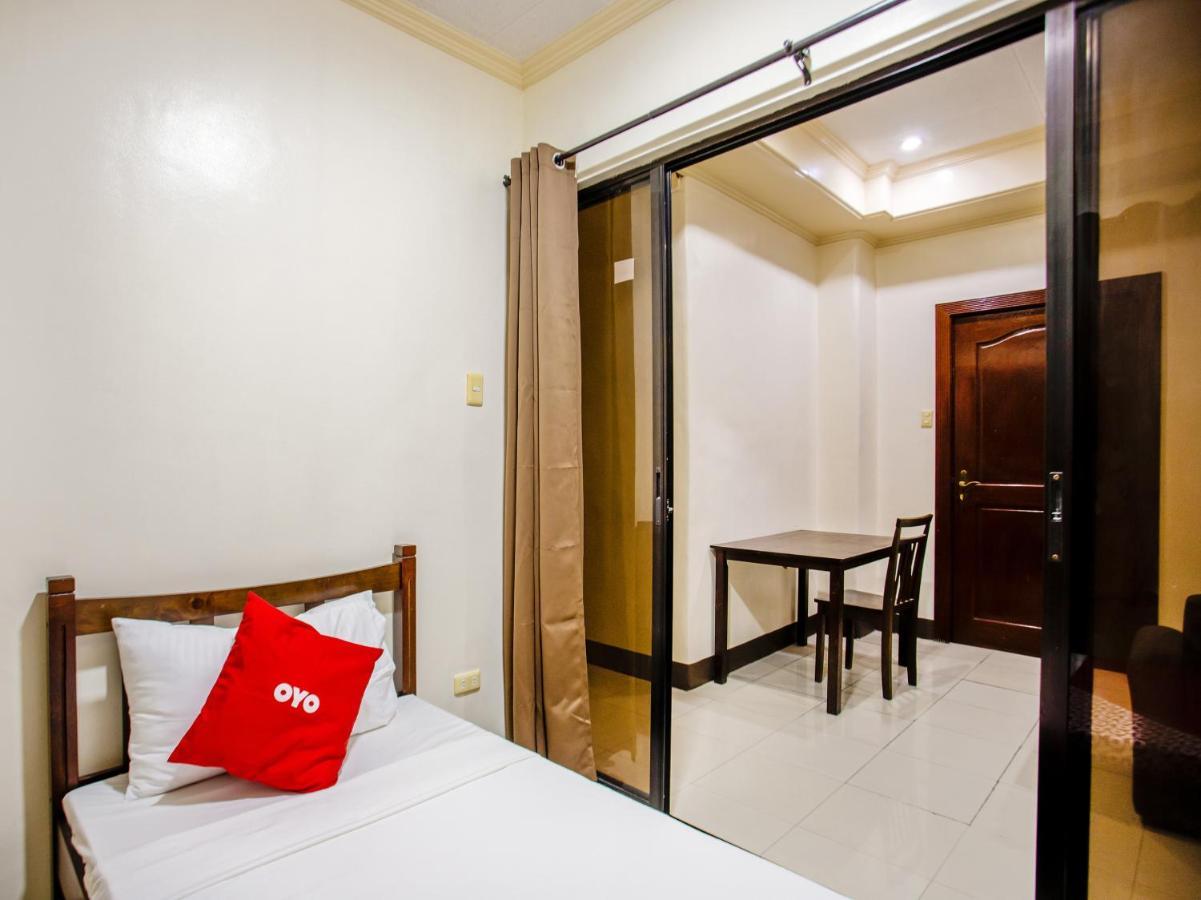 Hotel Oyo 831 Casa Maria Manila Exterior foto